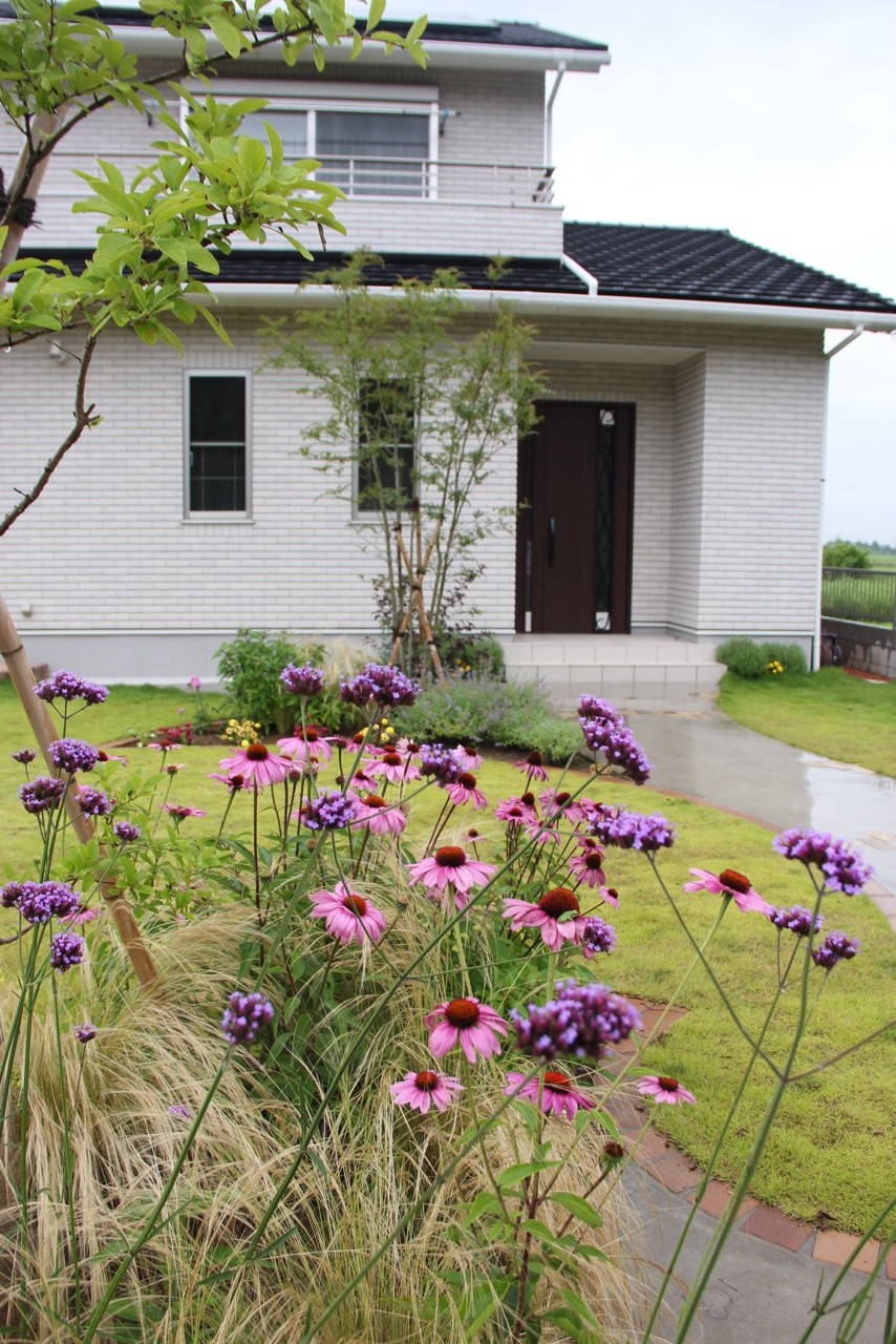 千葉県香取市N様邸　アプローチ